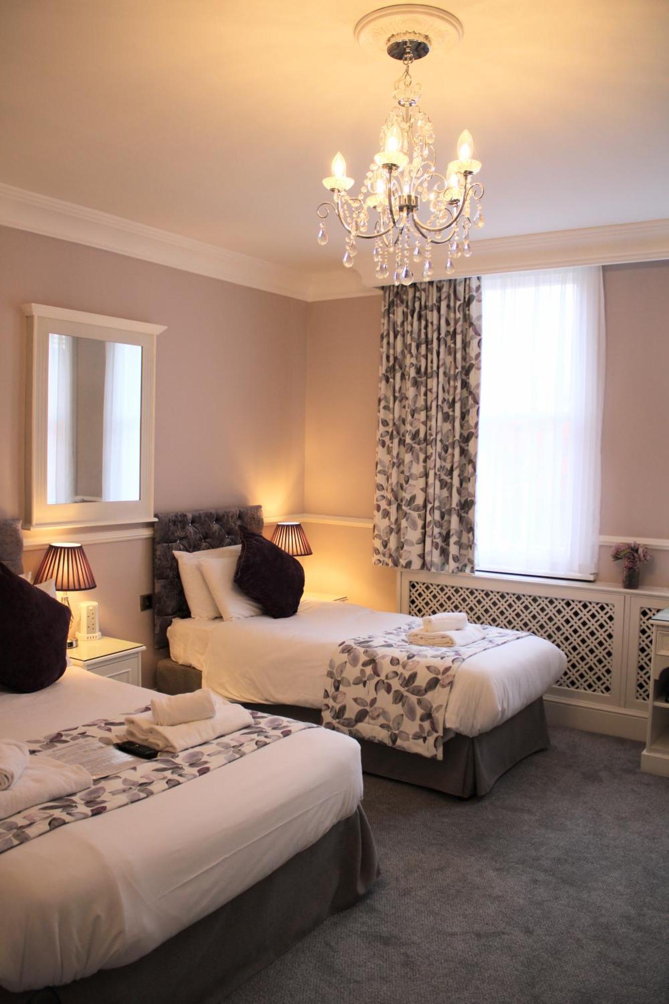 Bed and breakfast St Margaret's 4*